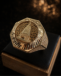 Anillo Octagonal Religioso en Oro 10k con Circones