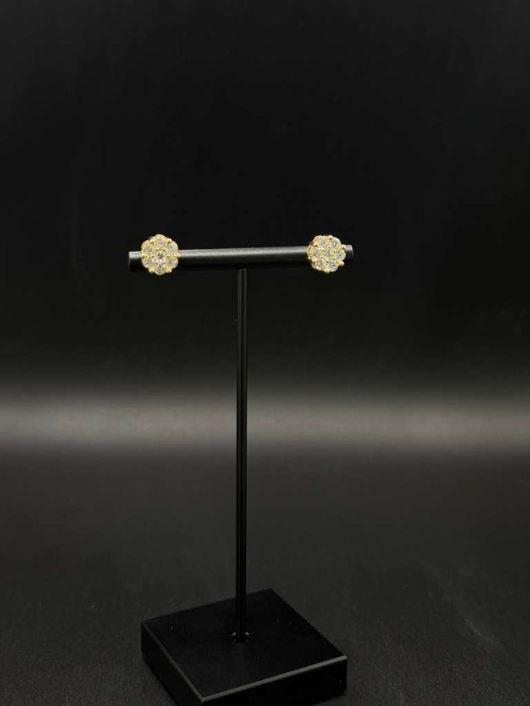 Aretes de Flor en Racimo en Oro 14kt con Circones